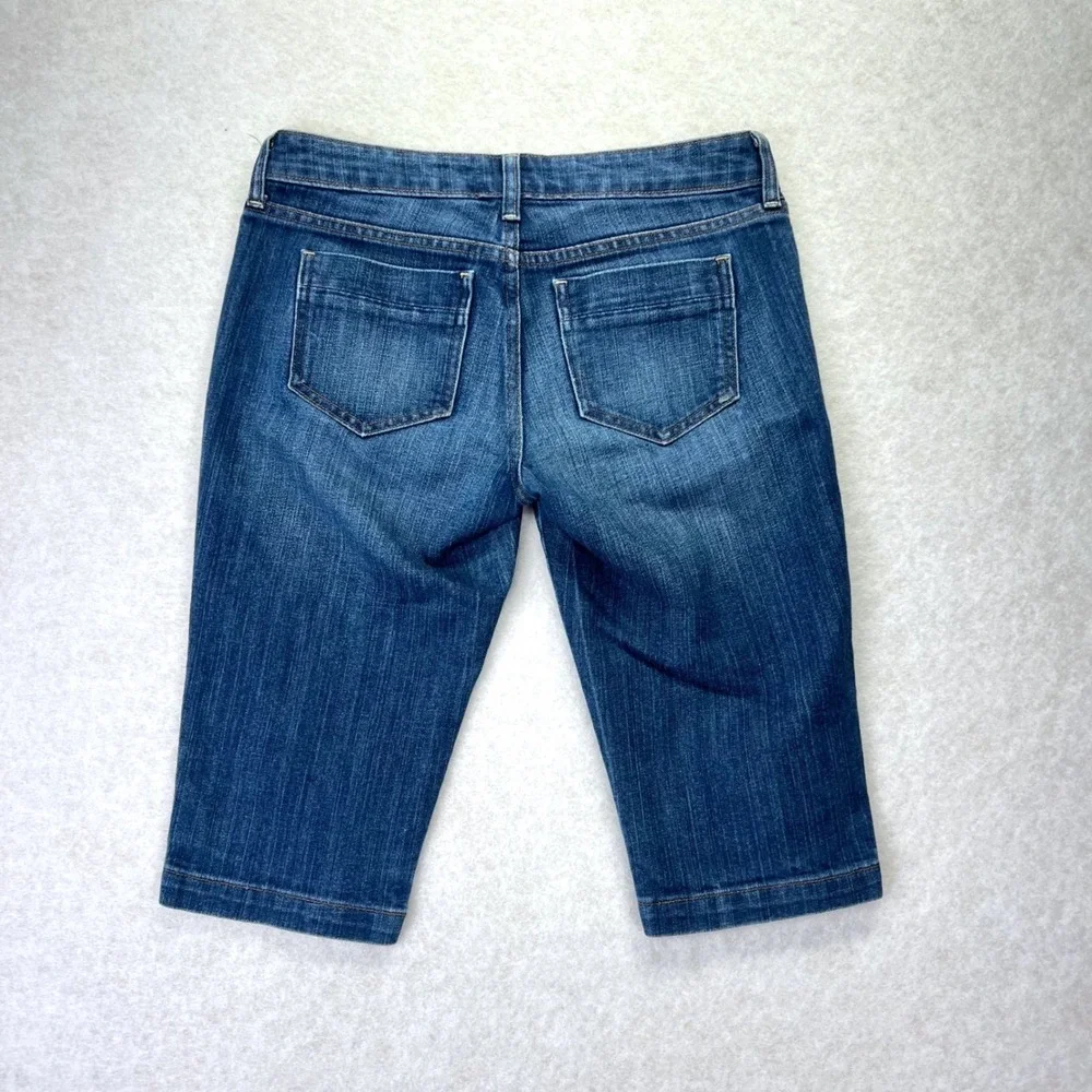 Y2K Low Rise Old Navy The Diva Bermuda Jean Shorts Womens 4 Blue Denim Jorts